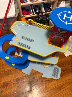Car wash toy