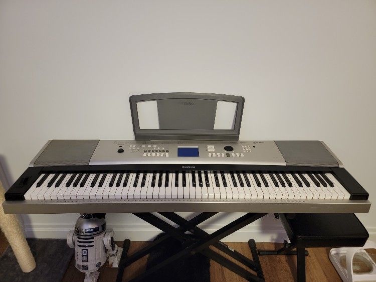 Yamaha YPG-535 Digital Piano (Keyboard Only)