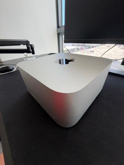 Apple Mac Studio Desktop Computer