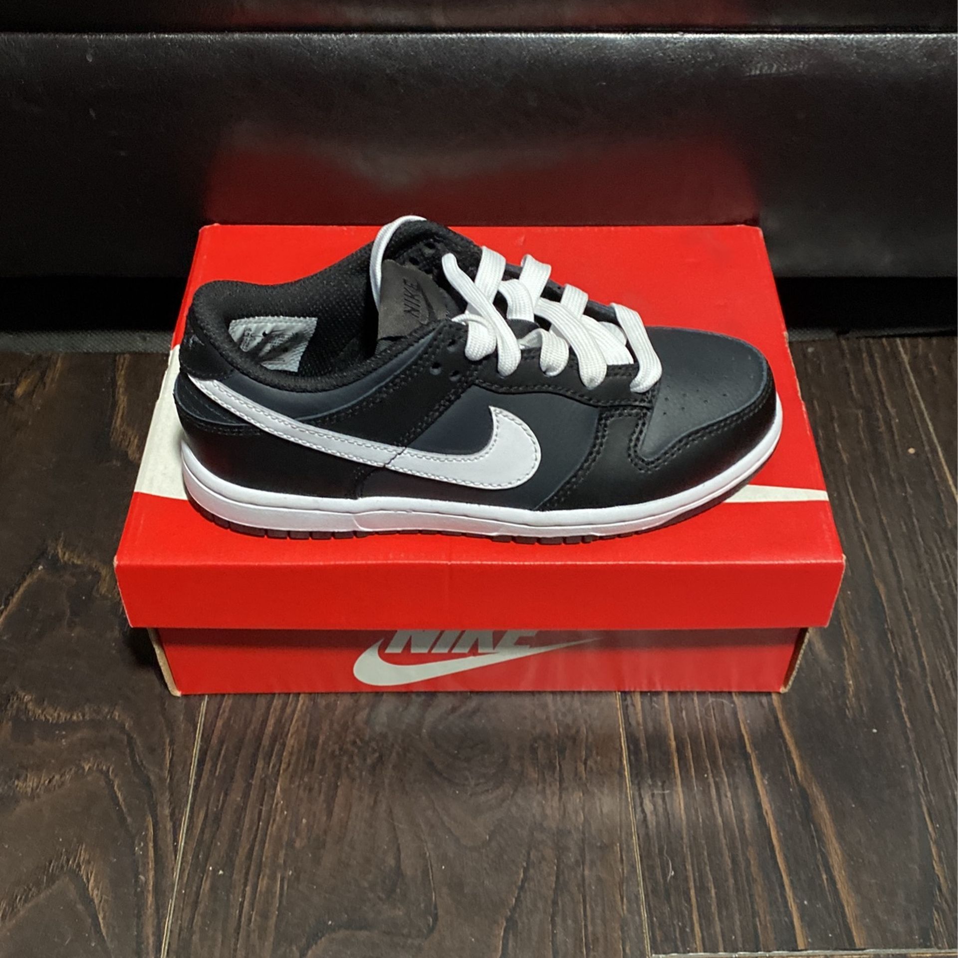 NIKE DUNK LOW PS 13C $100