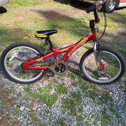 SCHWINN. SPITFIRE. BMX. 20 IN WHEELS  BIKE IS NEW  NEVER USED. 125. OBO