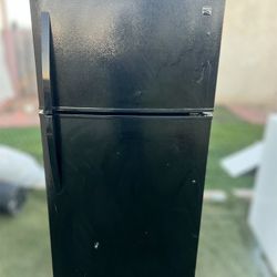 Black Kenmore Refrigerador 
