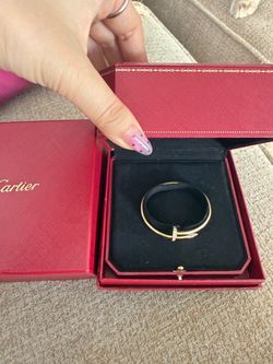 C 18K gold bracelet