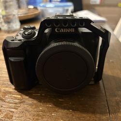 Cannon M50 Mirrorless Camera 