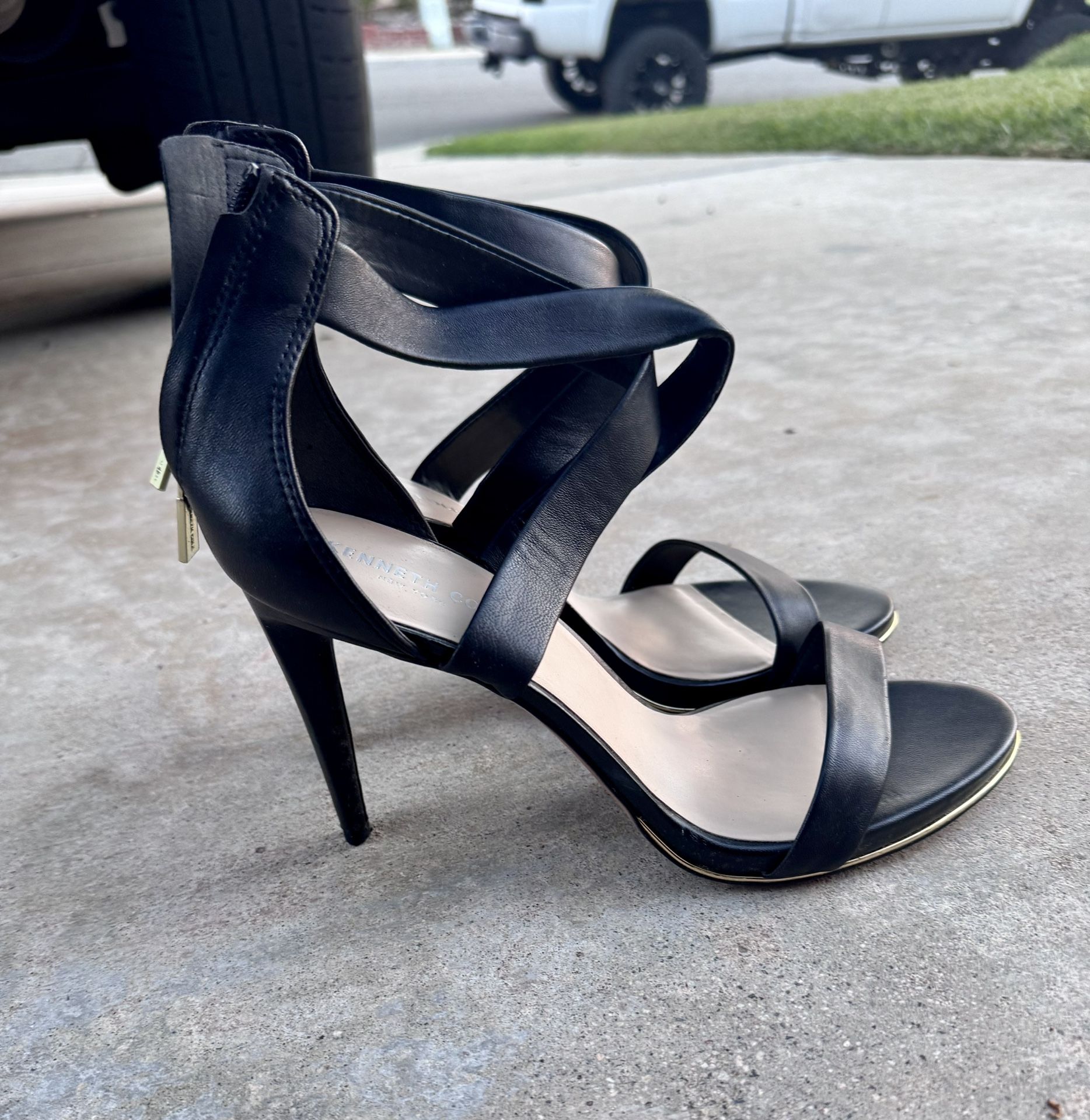 Kenneth Cole Heels 