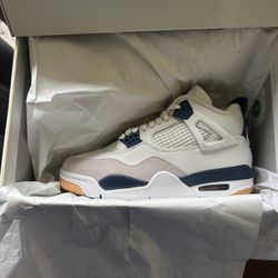 Air Jordan 4 Nike SB Navy Size 5 