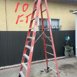 Escalera de 10 pies de fibra de vidrio