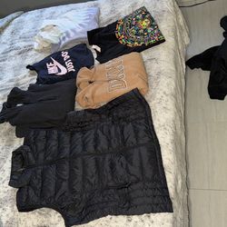 Woman’s Clothes.