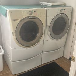 Whirlpool Washer And Dryer 