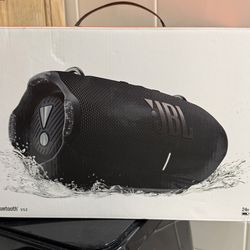 JBL Xtreme 4 - Portable Wireless & Waterproof Speaker - Black