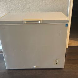 Hisense Deep Freezer