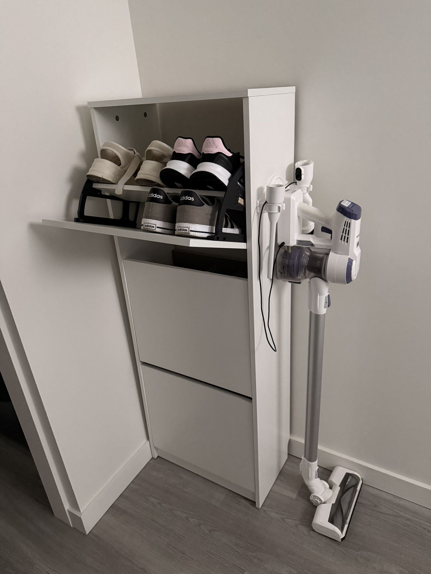 shoe cabinet
