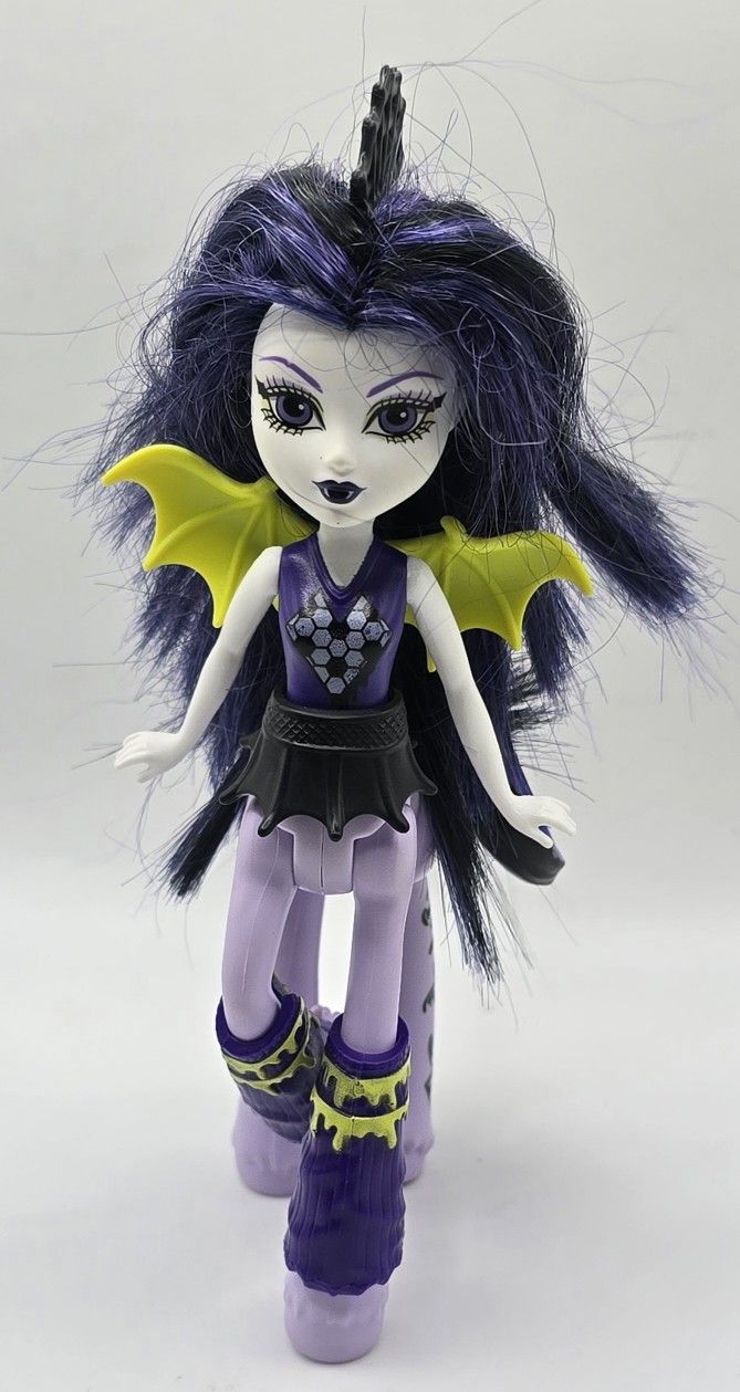Monster High Fright Mares Olympia Wingfield