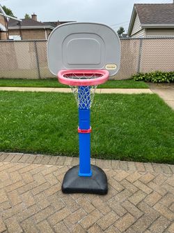 Little Tikes Kids Basketball Hoop