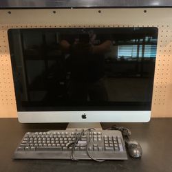 2014 iMac with 27 inch Screen, 32GB Ram, 5K Display, and 4GB Graphics