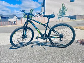 Huffy Nighthawk 26” Mountain Bike