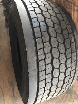 445/50R22.5 SUPERSINGLE TIRES. COMMERCIAL TRUCK AND TRAILER TIRES. LLANTAS PARA CAMIÓN Y TRAILA