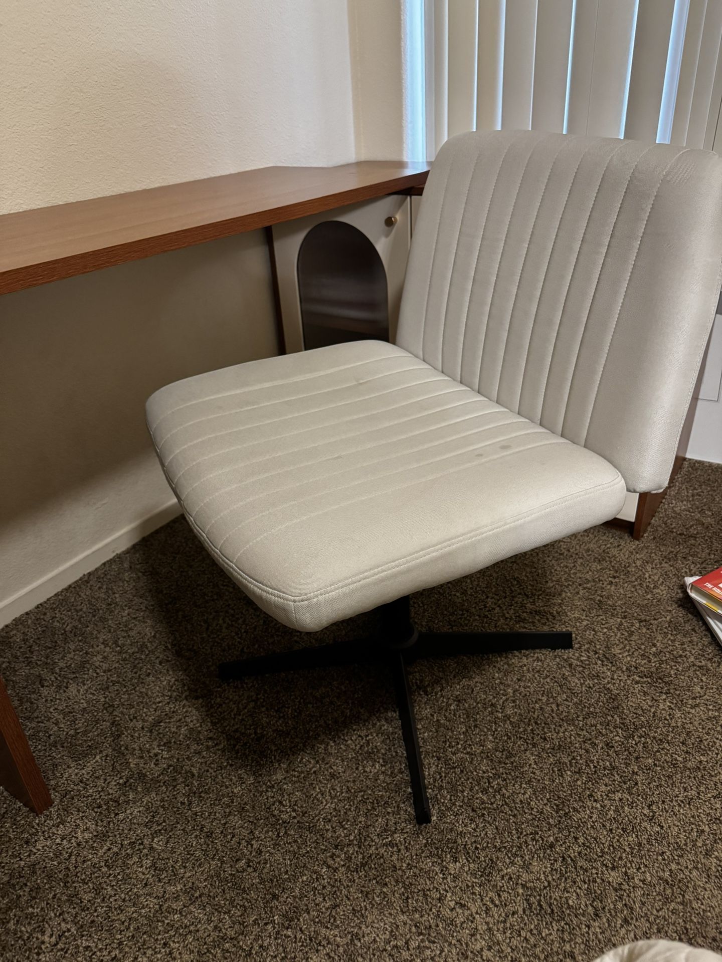 Pearl White Office Chair