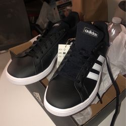 Size 9 WOMANS Black EE7482 GRAND COURT BASE ADIDAS BRAND NEW $60