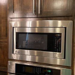 Ge monogram 2024 microwave trim kit