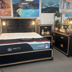 Amazing Deal👍Beautiful Black&Gold 5pc Bedroom Set On Sale $1199