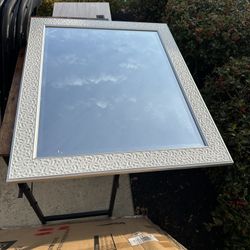 33x27 White Mirror