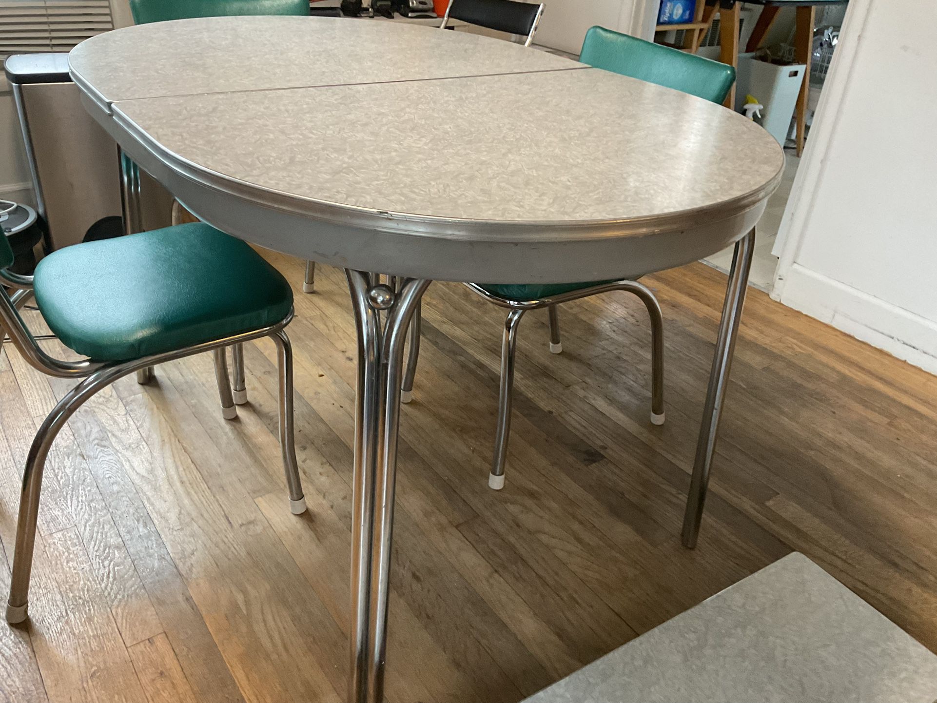 Vintage Oval Formica Kitchen Table, Comes With Leaf (Chair Is Not Included)