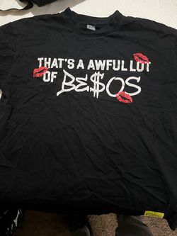 That's A Awful Lot of Besos Graphic Tee