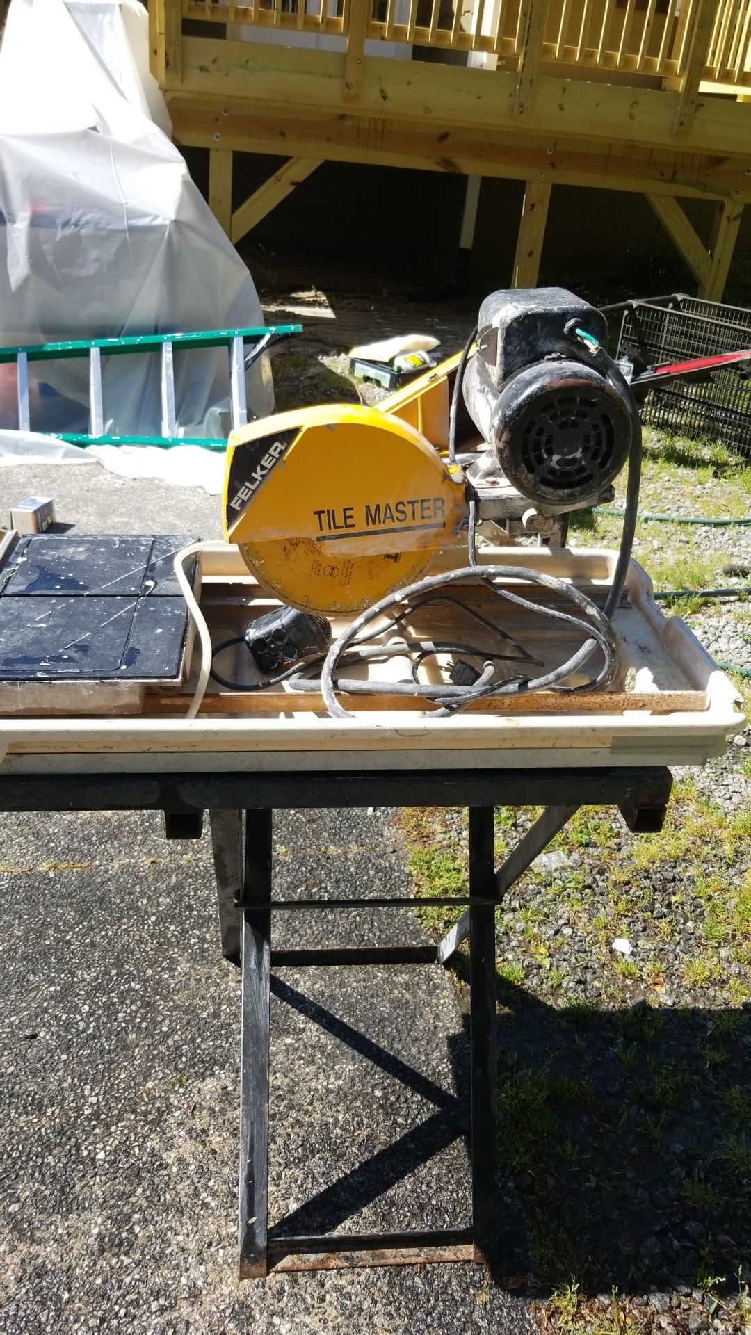 Felker tile master