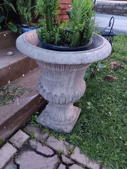 31" Henry Studios Heavy Solid Concrete Italian Relief Urn Planter