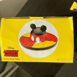 Disney Mickey Mouse Gummy/Chocolate Treat Maker-NEW/Never Used/Open Box