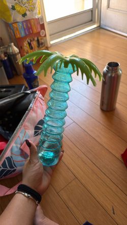 Plastic Palm Tree Cup
