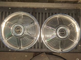 Ford Mustang 1965 Hubcaps set of 3