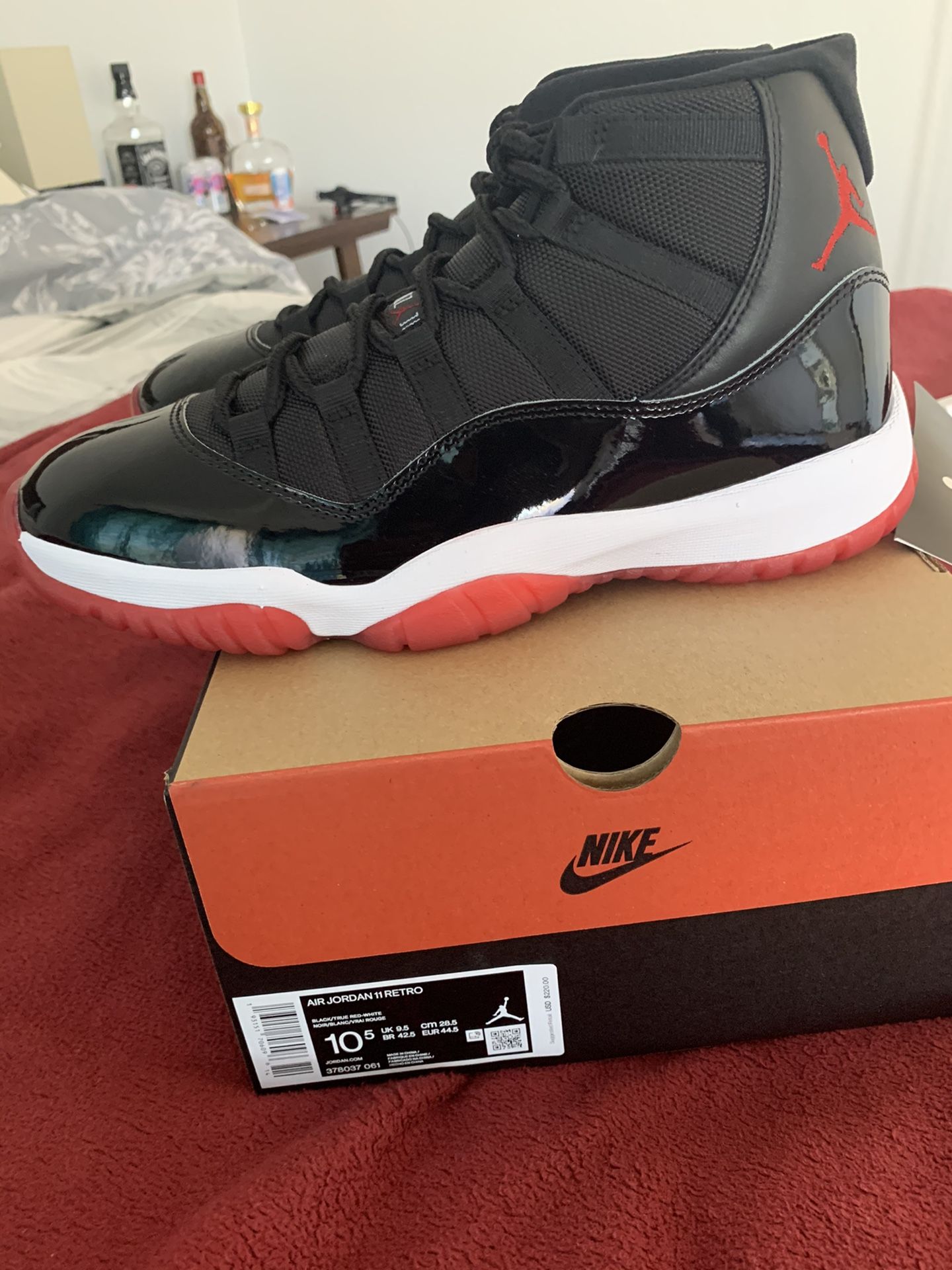 BNIB Jordan retro 11 BRED 10.5 DS