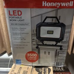 3500 lumen plug in work light
