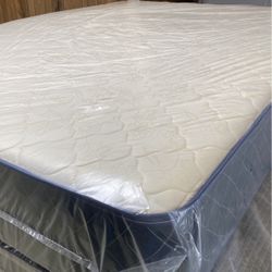 ⚜️NEW QUEEN SIZE MATTRESS W.BOXSPRING INCLUDED ⚜️