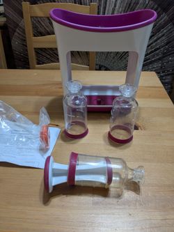 Baby Squeeze Station Food Feeder Set - Infantino