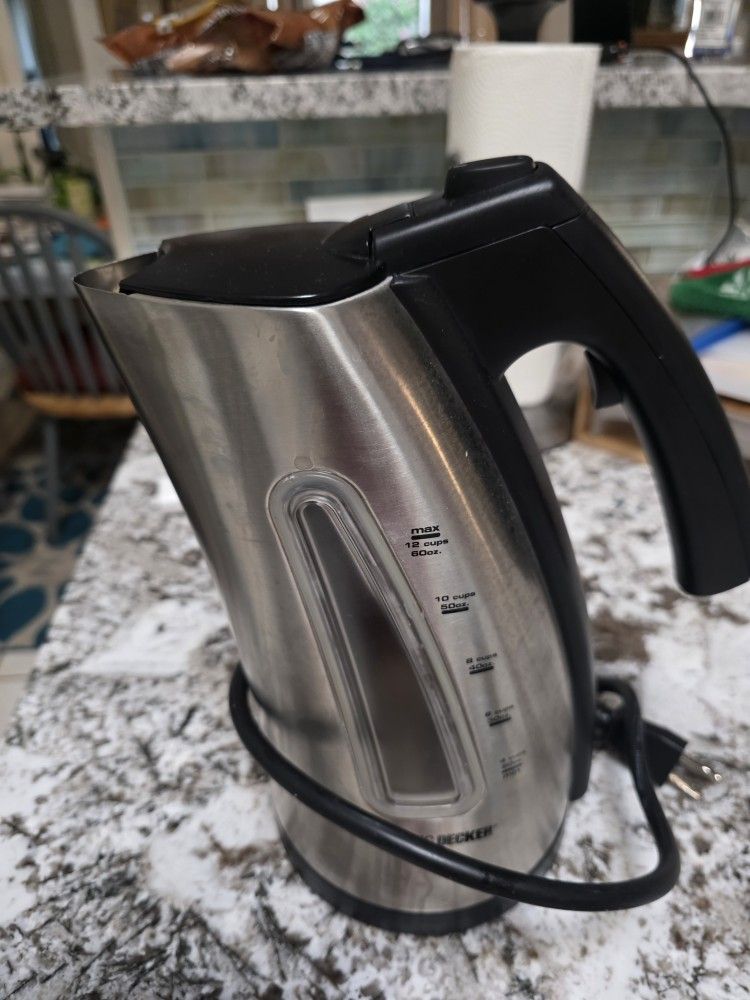Black & Decker Electric Kettle