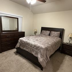 Queen Bedroom Set