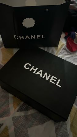 Chanel Runners