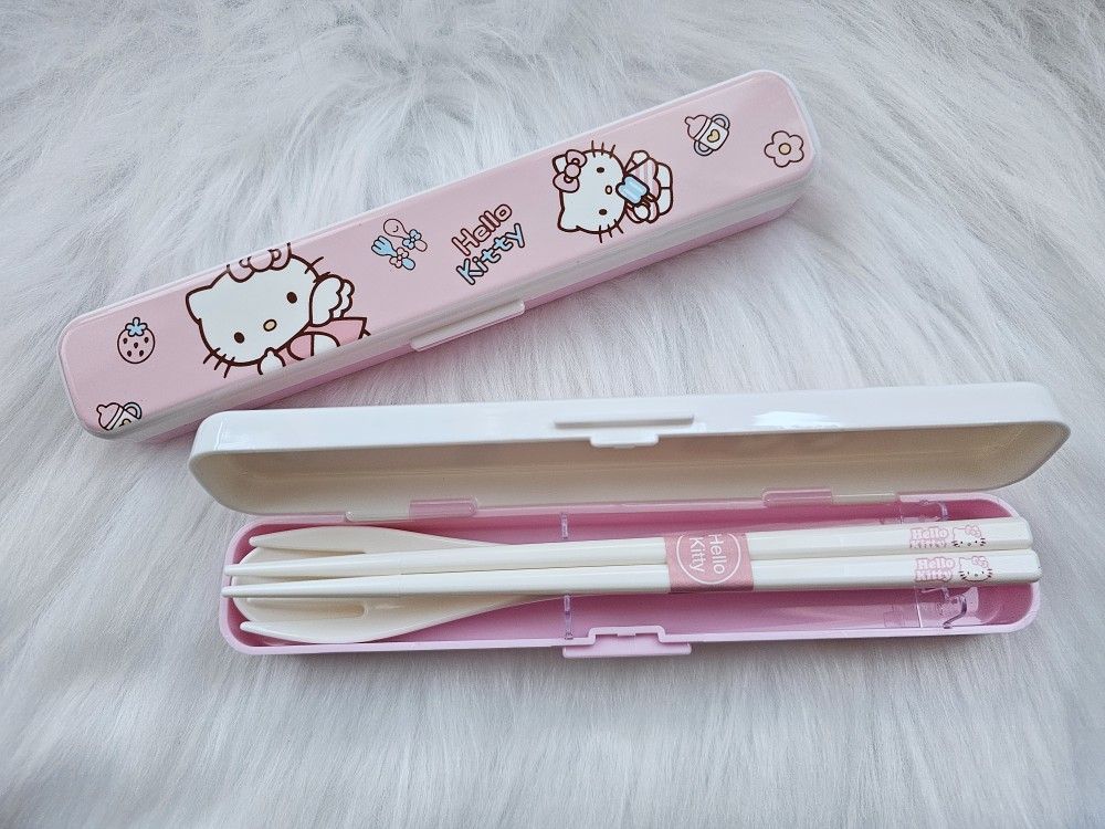 Hello Kitty Chopsticks Set