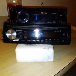 Pioneer Car Stereos 