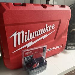 Milwaukee M18 FUEL Sawzall and M18 Red Lithium Battery