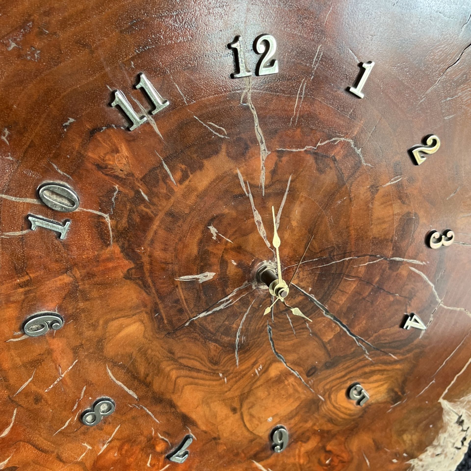 Cute Vintage Driftwood Clock. Working And Heavy!