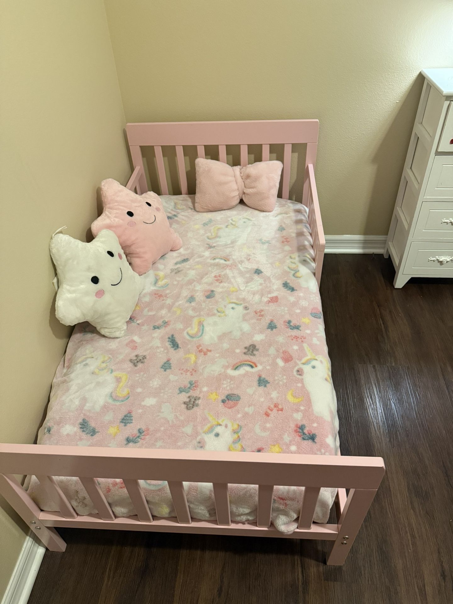 Toddler Bed Pink