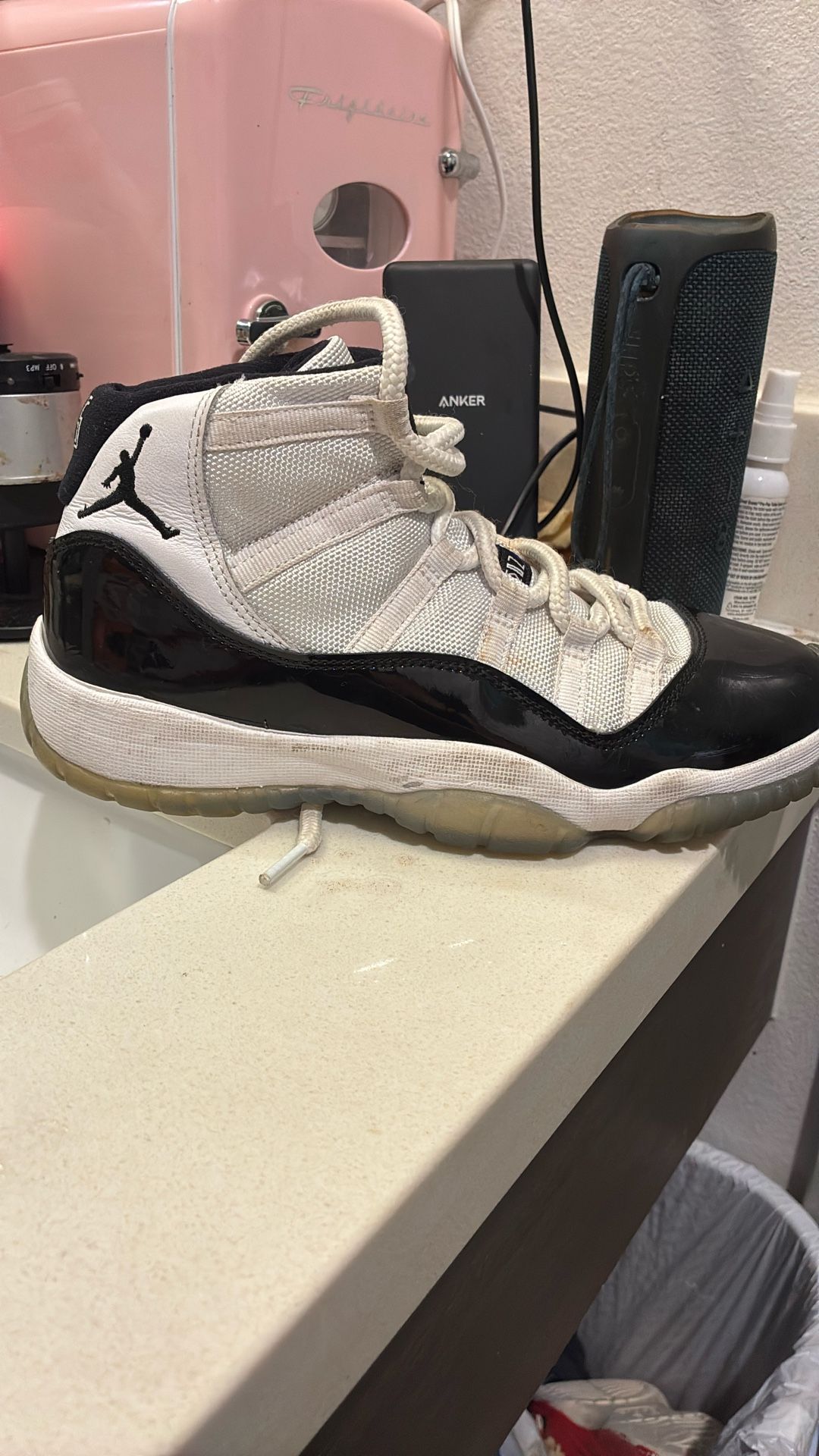 Shoes 7y