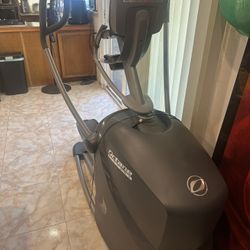 Octane Fitness Elliptical 