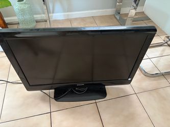 COLOR TV  - 32”. PHILIPS