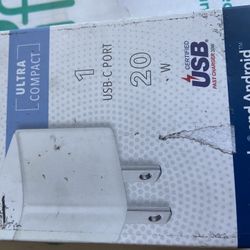 20W USB-C Power Adapter