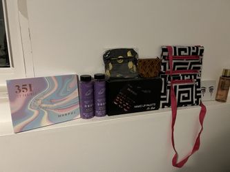 Make Up/Self care bundle 